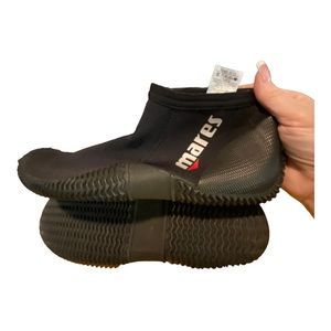 NWOT Mares 2mm Neoprene Warm Water Non-Slip Rubber Sole Boot 11